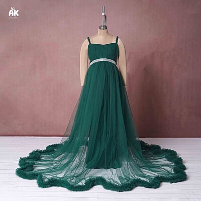 Zelena Gown -M-L Zelena Gown -M-L